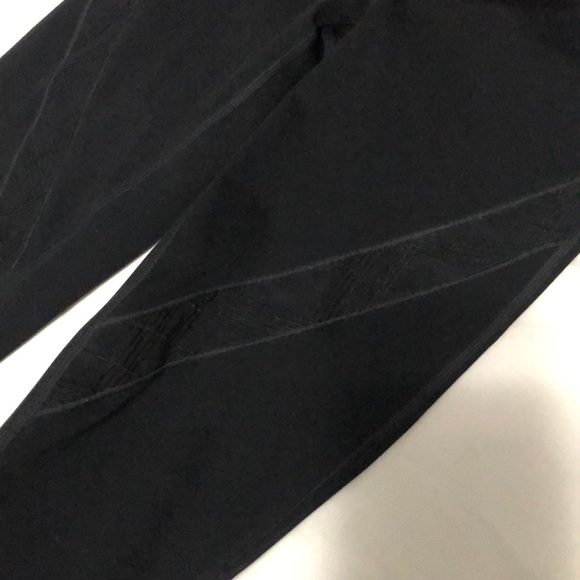 Underarmour black S leggings WORN TWICE - Picture 2 of 4